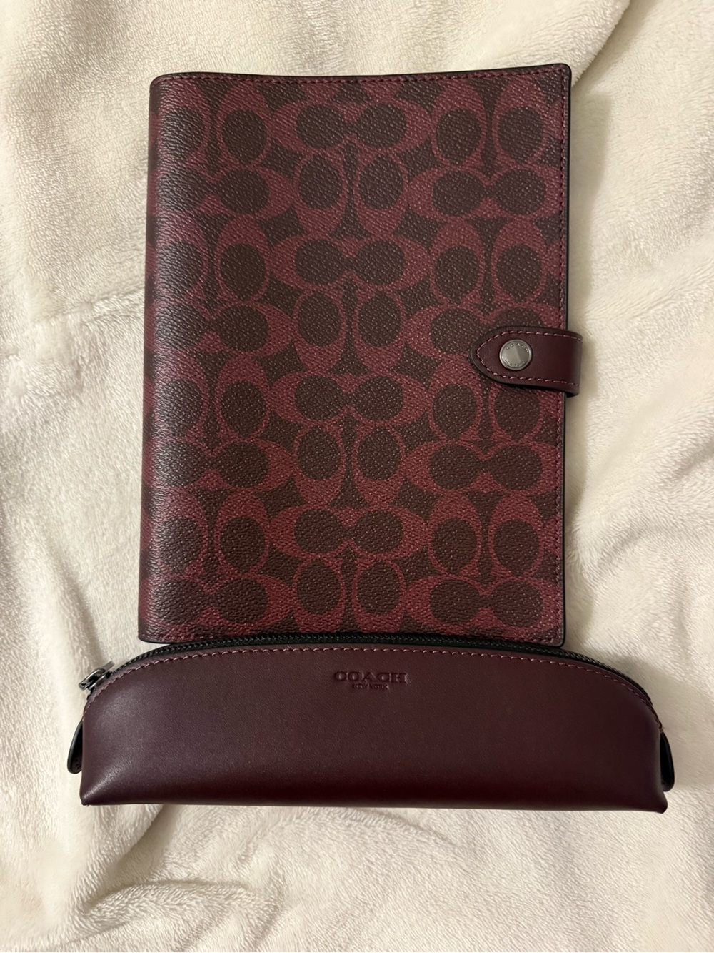 ♥️COACH Black Currant Notebook & Pencil Case Set🖤 - Picture 2 of 12